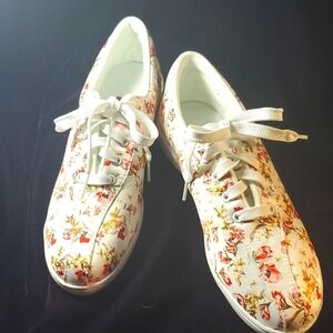 Easy Spirit Satin Floral Casual Sneakers Size 11 NWOT